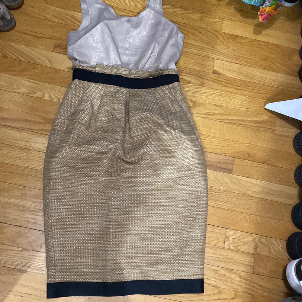 D&G gold dress size 44, worn in good condition